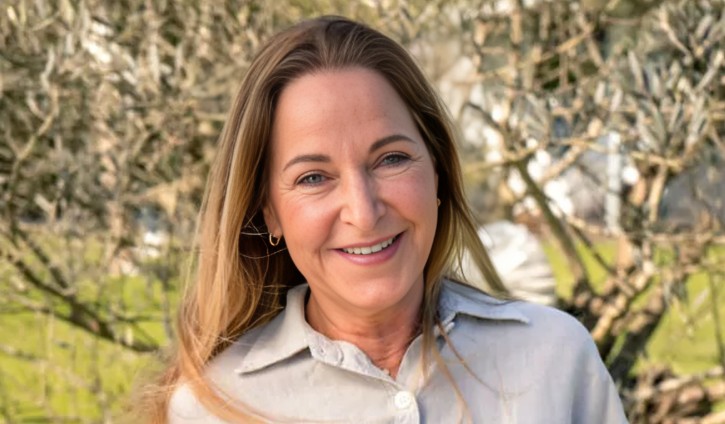 nicole steves